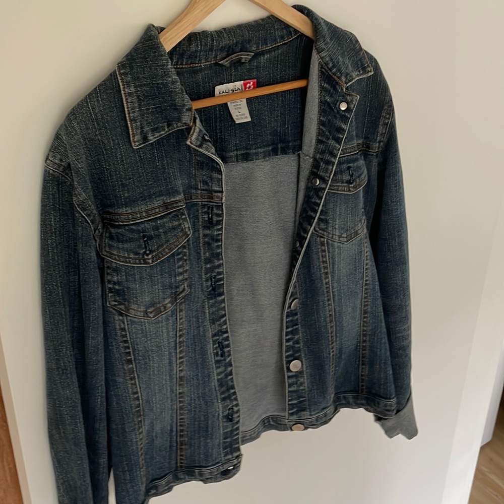 Jean Jacket size large